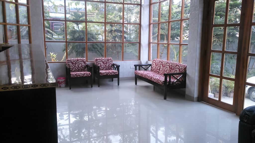Hotel Parshuram Guwahati Esterno foto