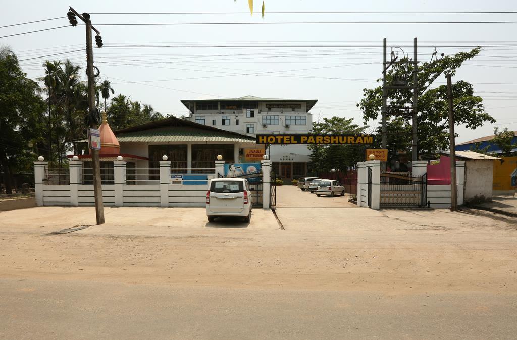 Hotel Parshuram Guwahati Esterno foto
