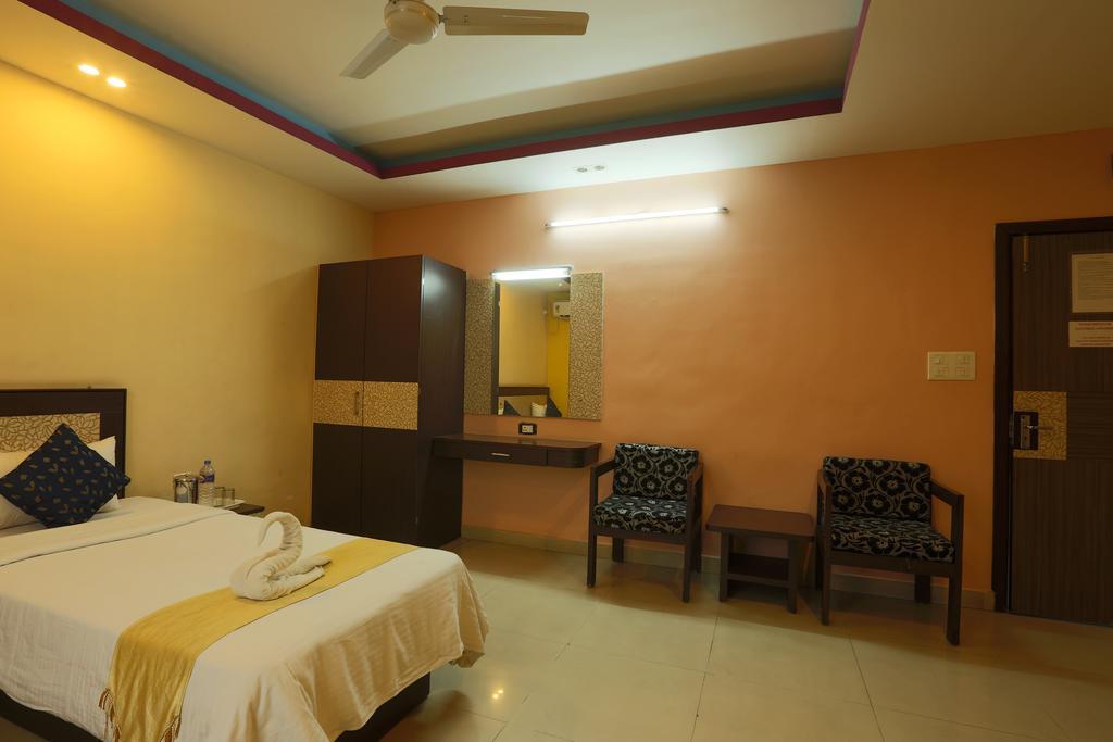 Hotel Parshuram Guwahati Esterno foto